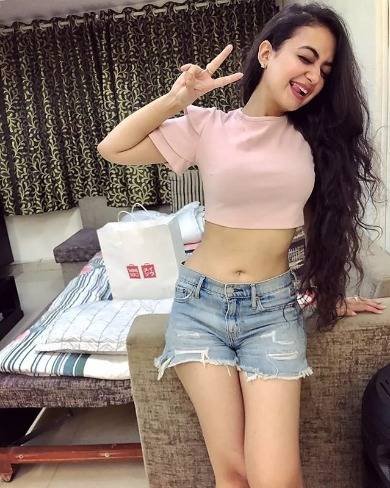 Aarohi - Guwahati Escorts